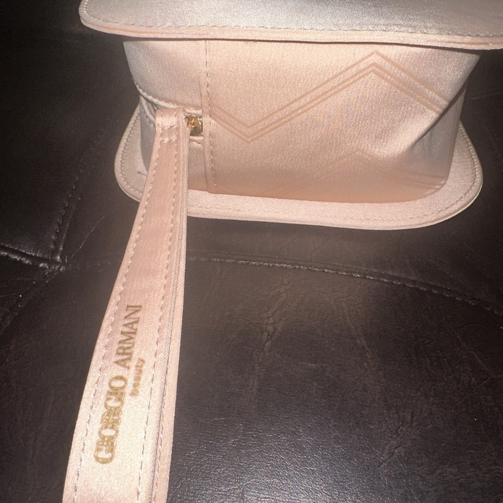 Giorgio Armani Beauty Pouch Blush Pink Bag Cosmetic Toiletry Case GWP Travel - Picture 6 of 15